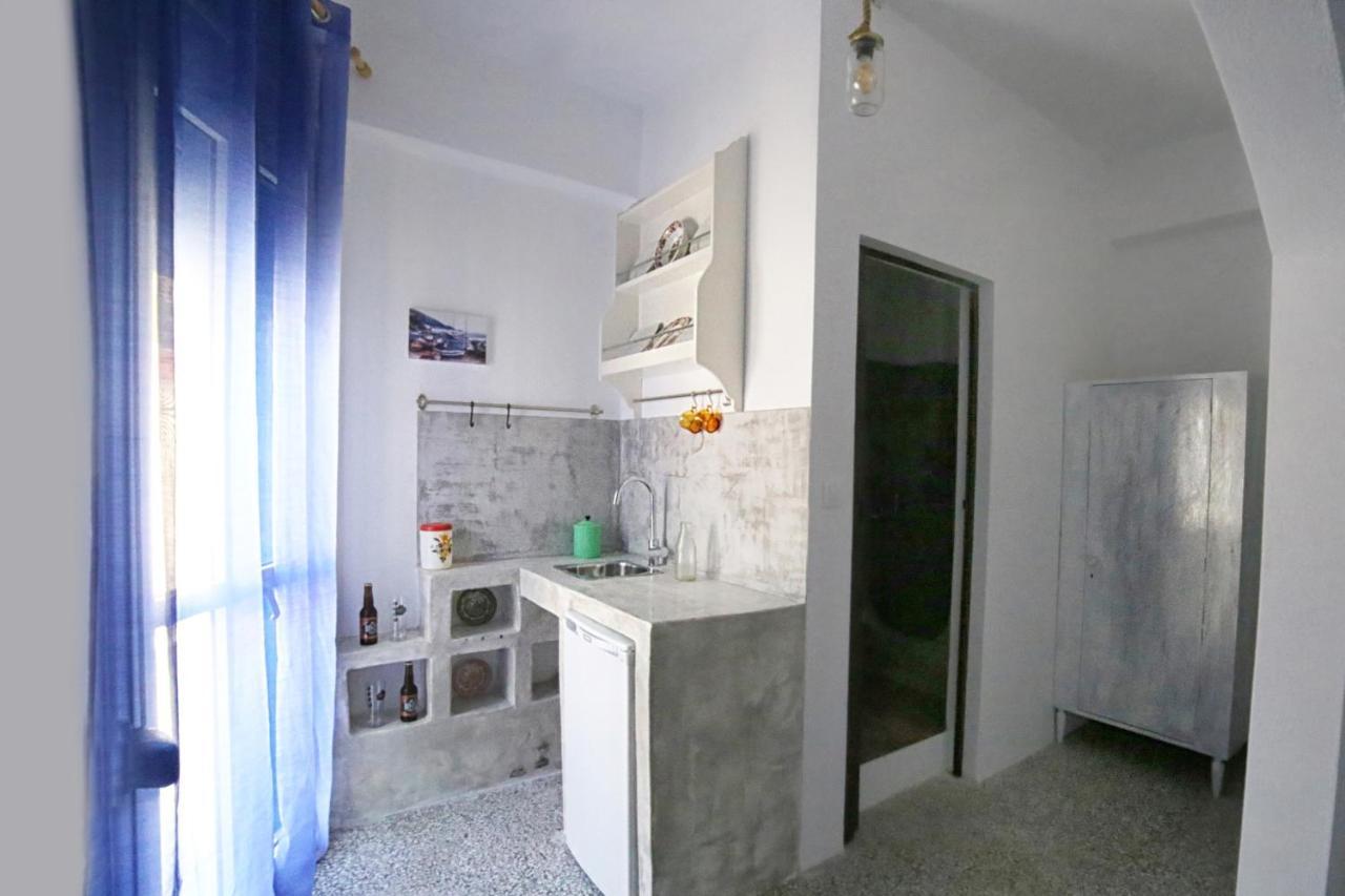 Stamatia'S Rooms Ágios Kírykos Екстериор снимка